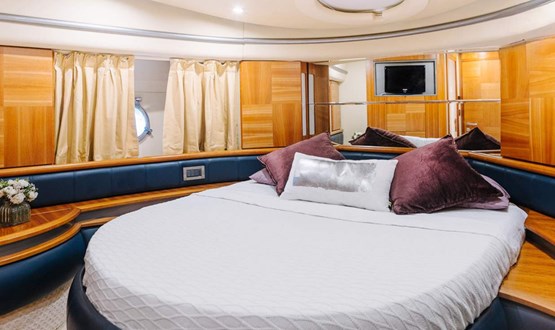 Monica - Azimut 50ft | AED1100/Hour